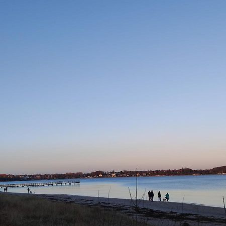Pier 12 Ferienwohnung Eckernförde Buitenkant foto