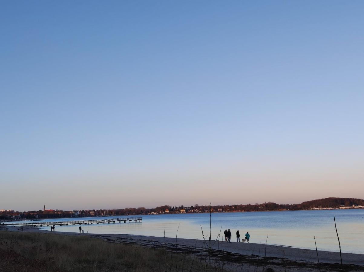 Pier 12 Ferienwohnung Eckernförde Buitenkant foto